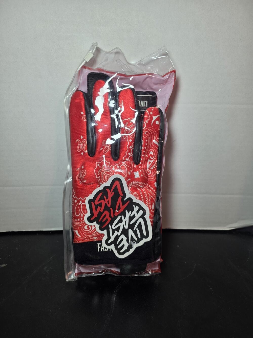 Fast Mask Original Designs Black & Red Paisley Motorcycle Gloves Padded Knuckle.